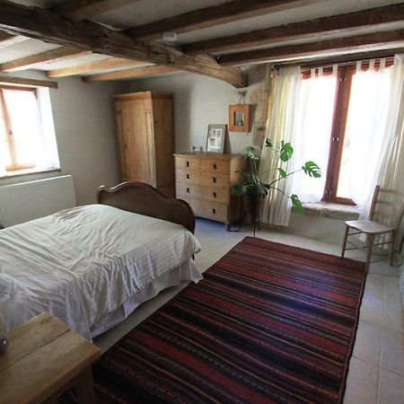 Au Garcin Bed & Breakfast La Romieu ภายนอก รูปภาพ