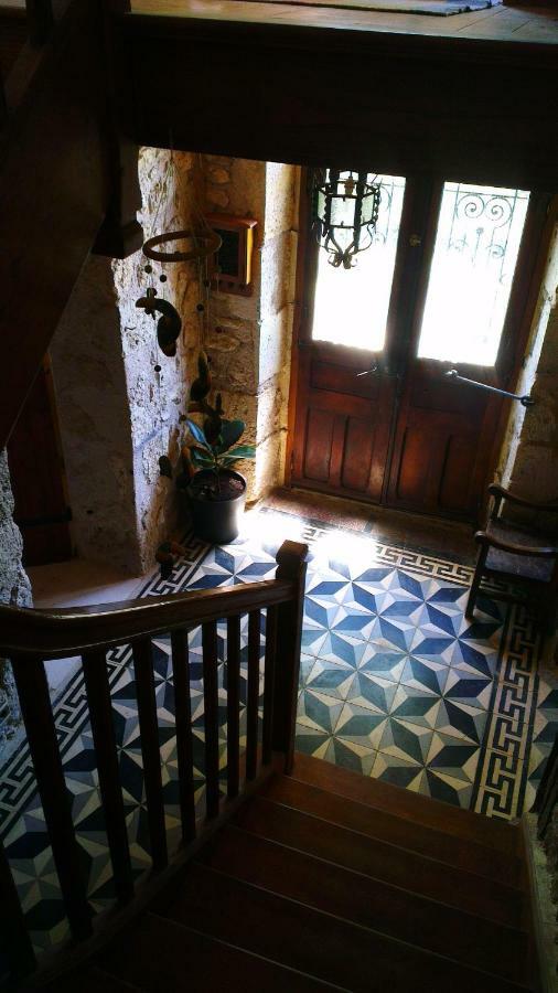 Au Garcin Bed & Breakfast La Romieu ภายนอก รูปภาพ