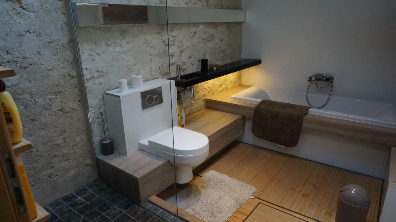 Au Garcin Bed & Breakfast La Romieu ภายนอก รูปภาพ